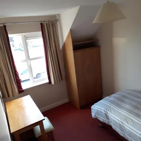 4 Bedroom By The Sea Holiday home