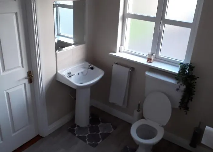 4 Bedroom By The Sea Feriehus