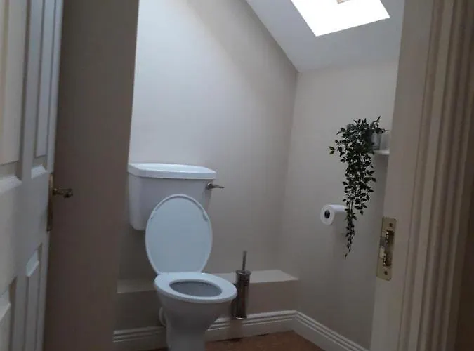 4 Bedroom By The Sea Feriehus