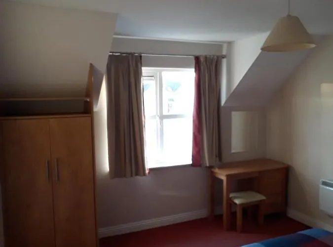 4 Bedroom By The Sea * Cork